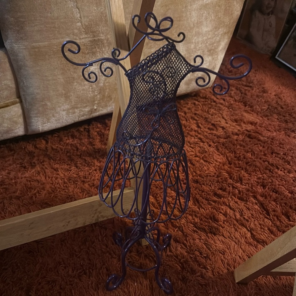Jewelry holder